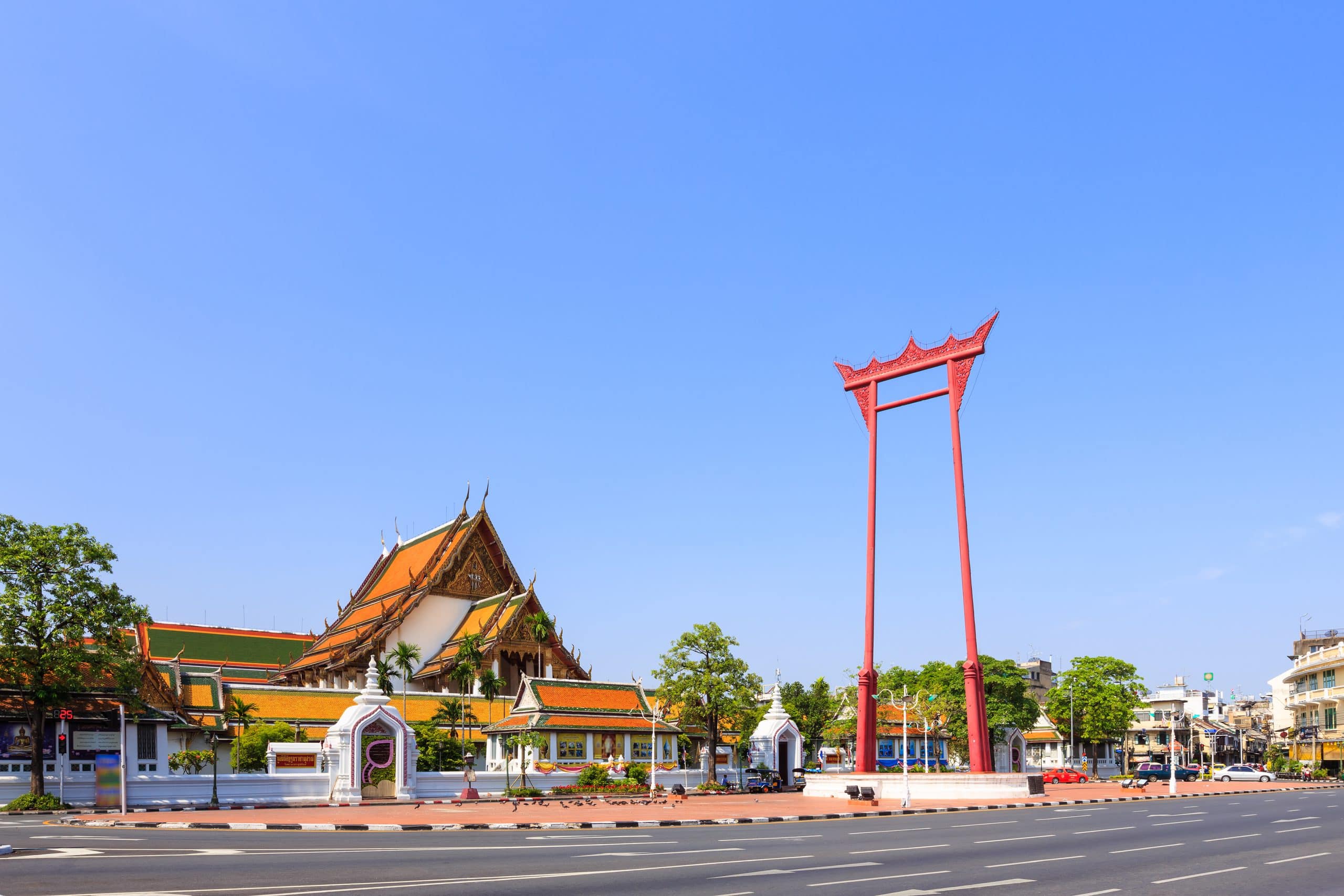 The giant swing Sao Ching Cha and Wat Suthat temple in Bangkok